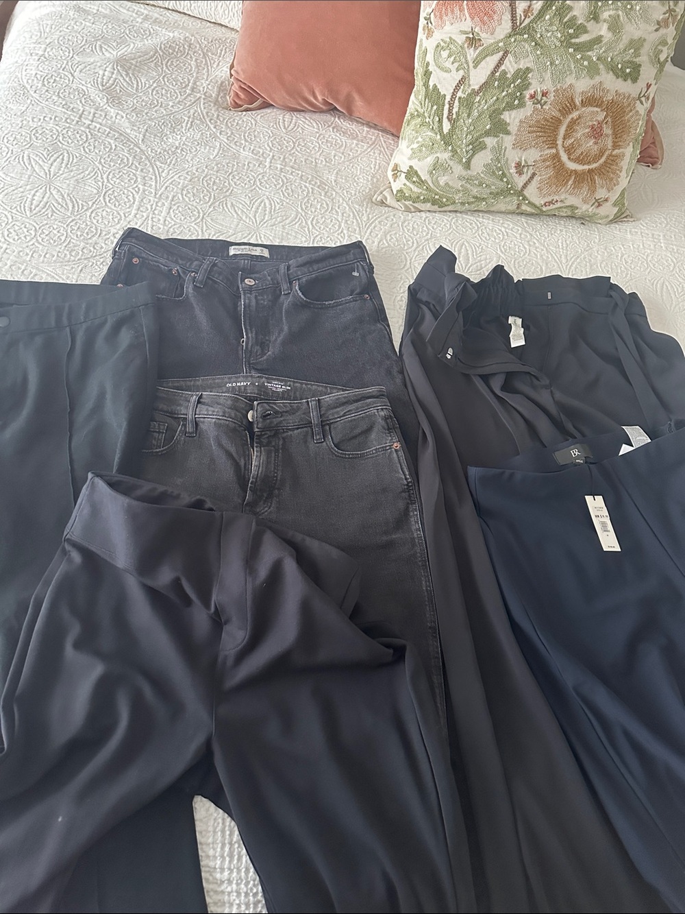 Pants Bundle - Six Pairs  women’s black and navy pants